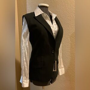 Women’s Express White Sleeveless Blazer Vest NWT Medium